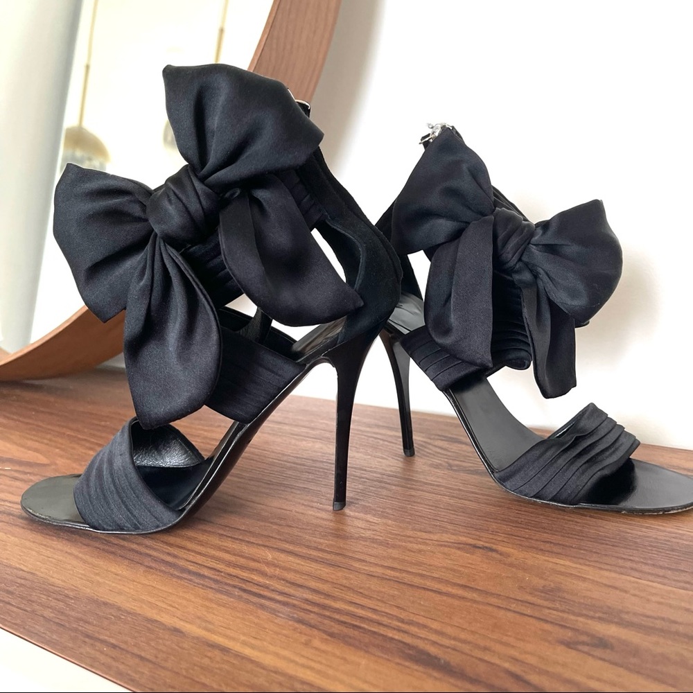 Giuseppe Zanotti Satin Silk Heels Size 37 1/2